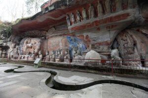Shi Jia Mo Ni Fo Reclining Buddha Statue